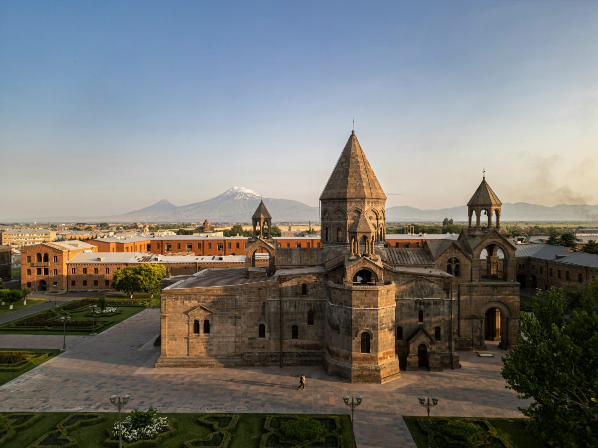 Էջմիածին և Զվարթնոց Խմբի Շրջագայություն