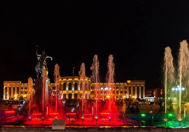 Gyumri City Tour, Black Fortress, Dzitoghtsyan Museum, Harichavank 6