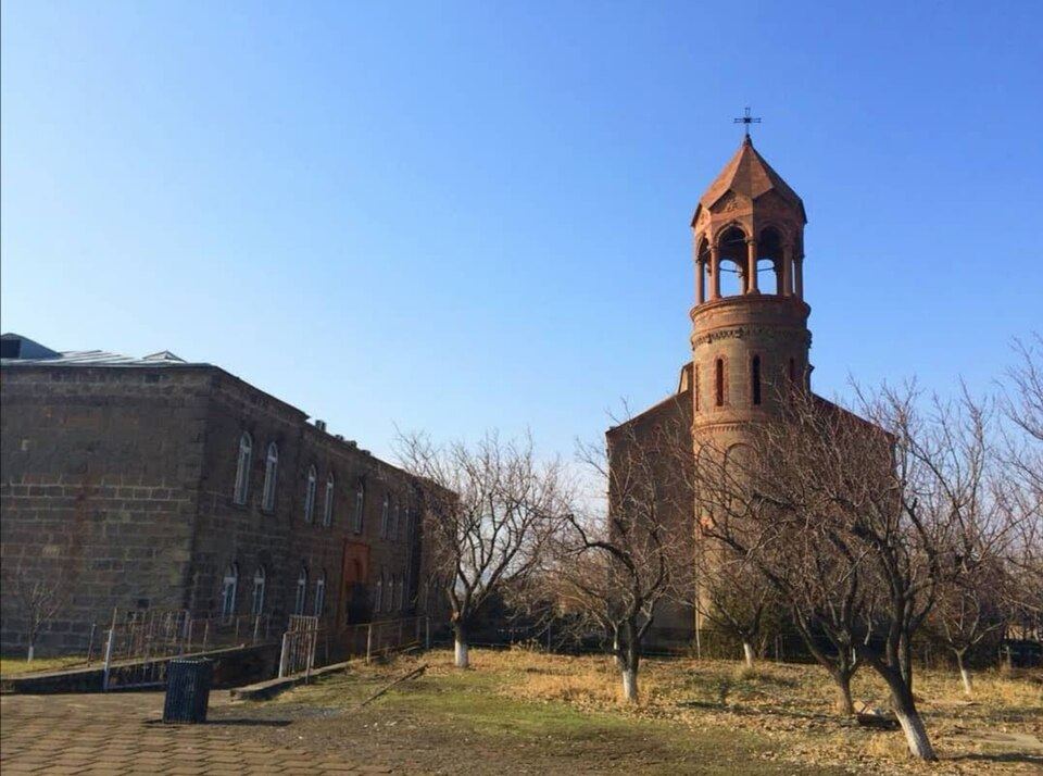 Oshakan, Karmravor Church, Saghmosavank & Hovhannavank Monasteries