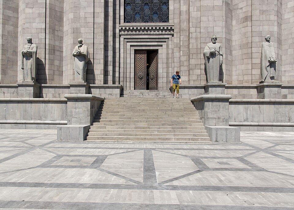 Yerevan Highlights, Erebuni, Tsitsernakaberd, Genocide Museum, Matenadaran