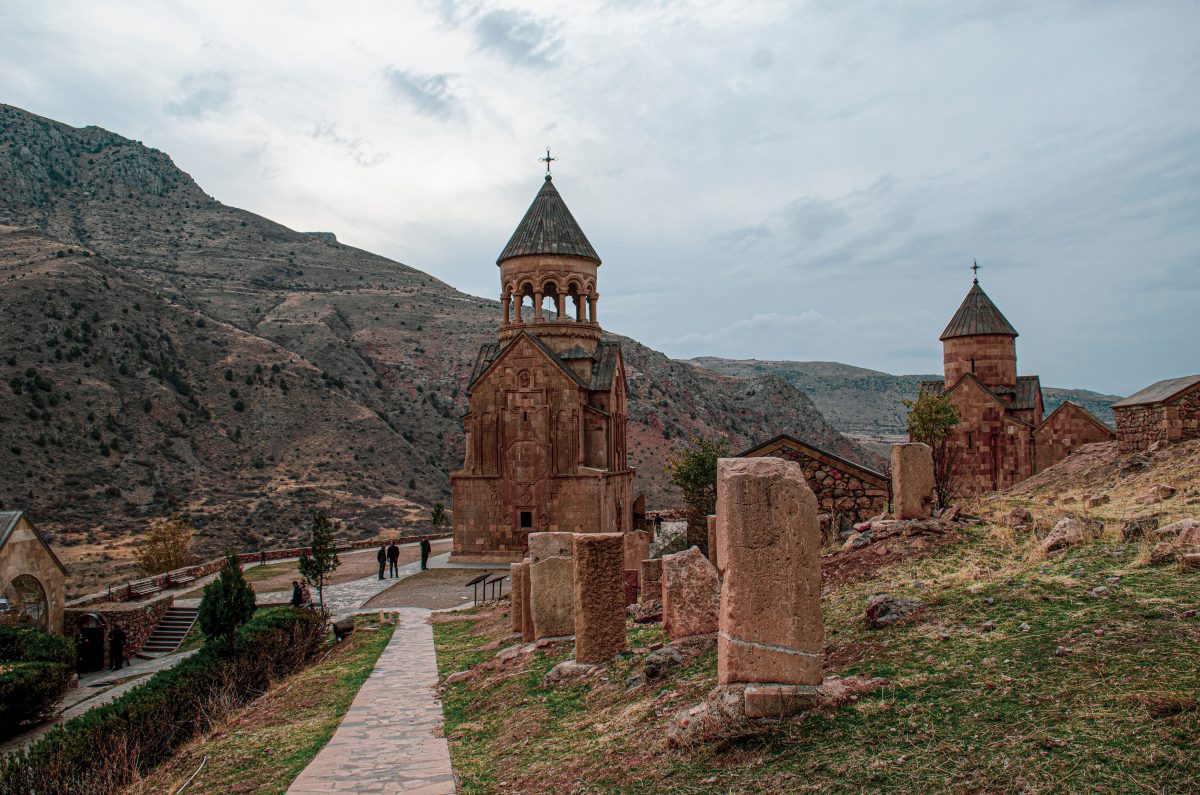 Նորավանք և Արենի գինու գործարան